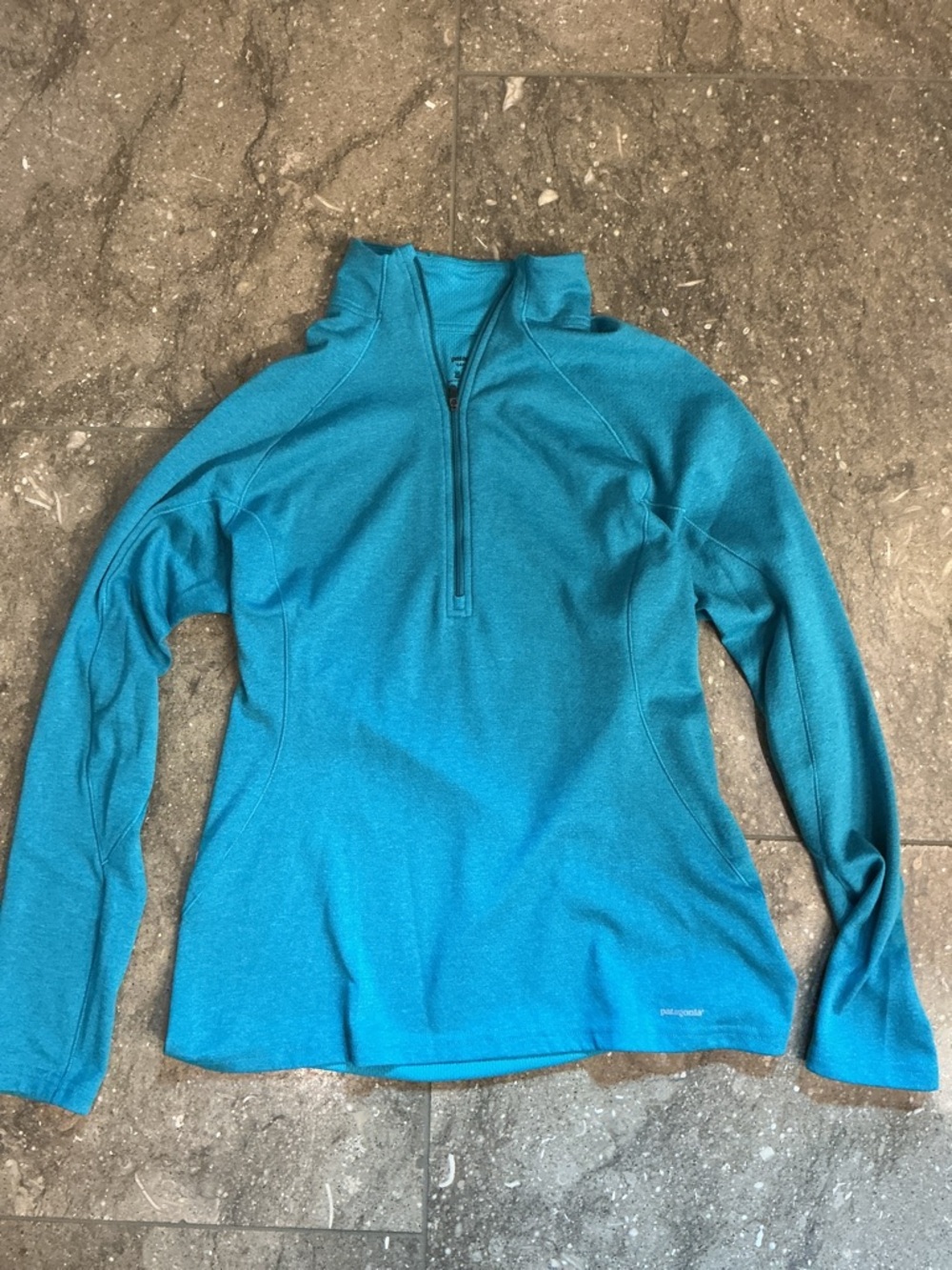 Patagonia Capilene 3 quarter zip baselayer, M, teal